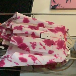 NWT Nike semi crop drop shoulder sweatshirt